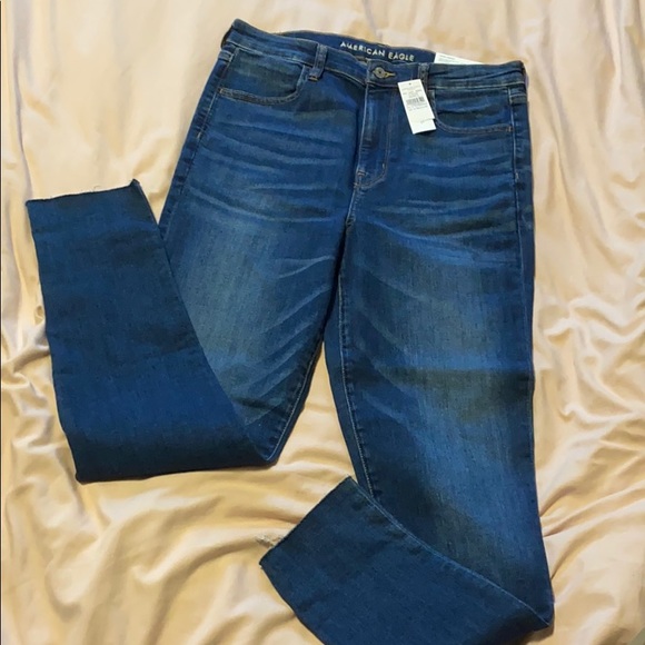 AE jeans NWT